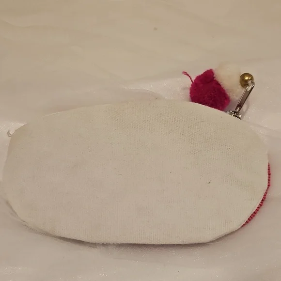 Handmade Chill Pill Clutch - Picture 2 of 3